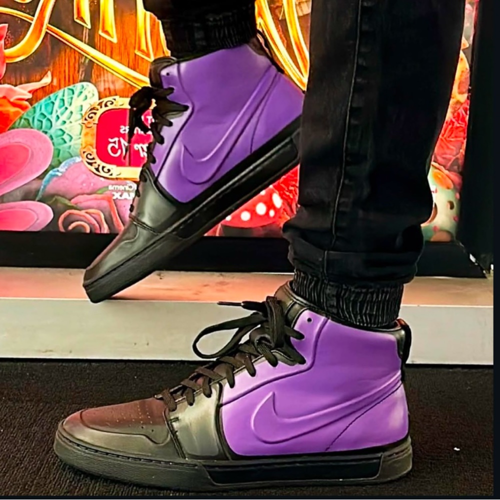 Nike Air Royal Mid VT 395757-004 Black/Club Purple-Dark Shadow